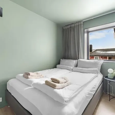 Stor Og Moderne Apartment *
